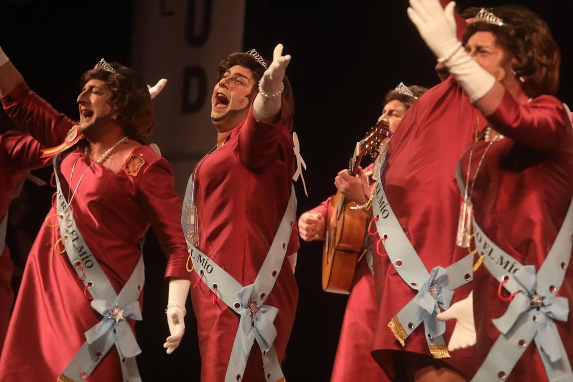 FOTOS: chirigota Este año ya me toca a mí