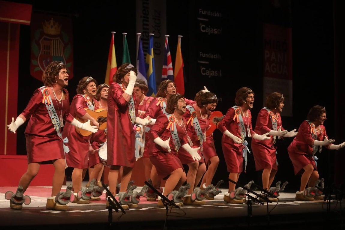 FOTOS: chirigota Este año ya me toca a mí