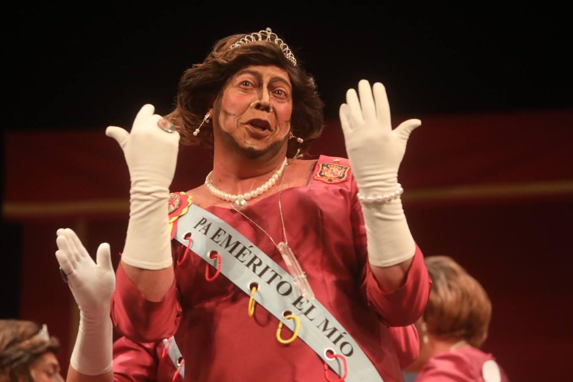 FOTOS: chirigota Este año ya me toca a mí