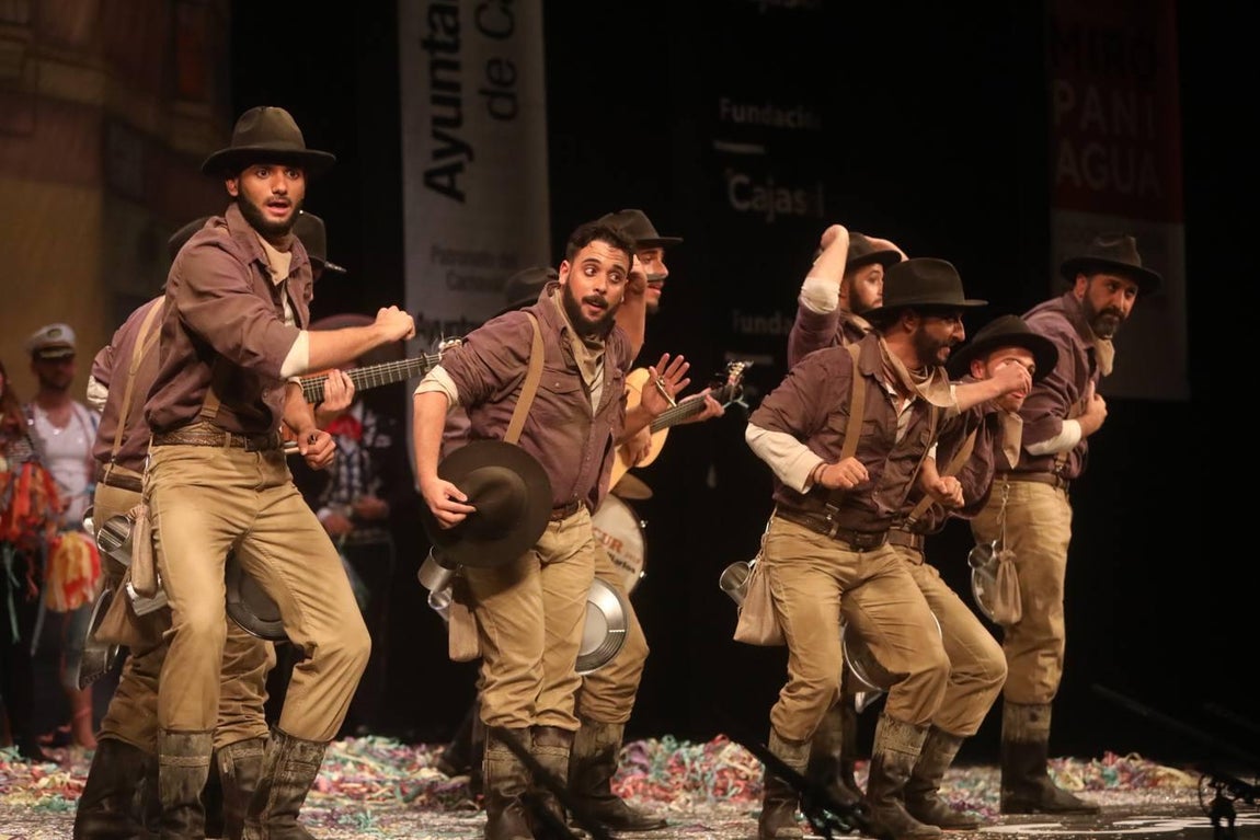 FOTO: comparsa Los buscadores