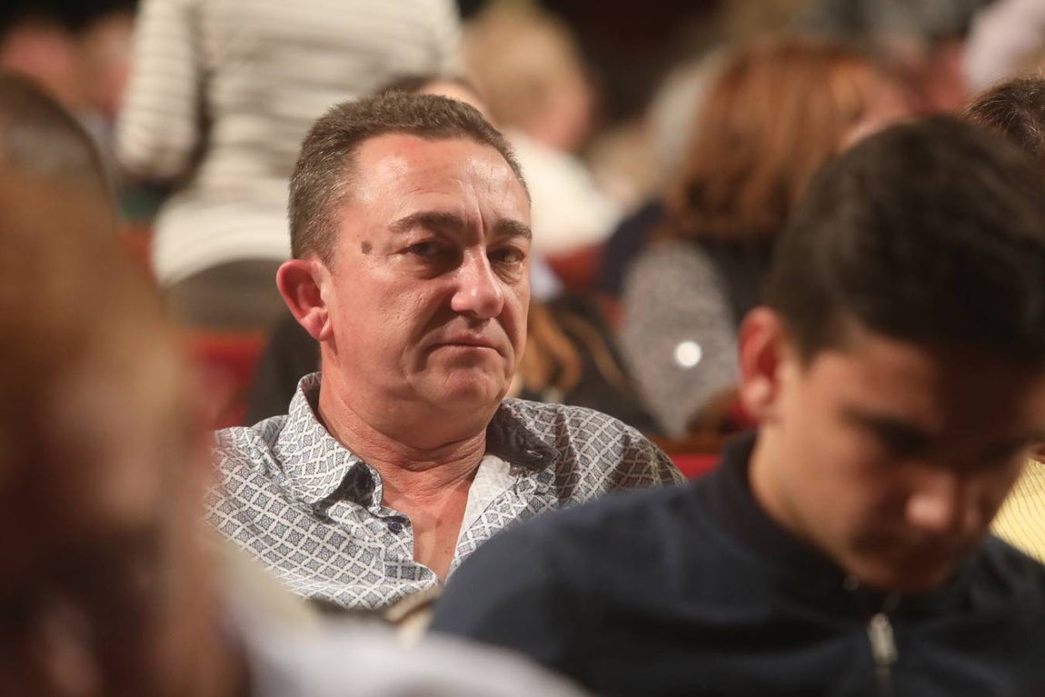 FOTOS: ¿Has ido al COAC este jueves? ¡Búscate en el Falla!