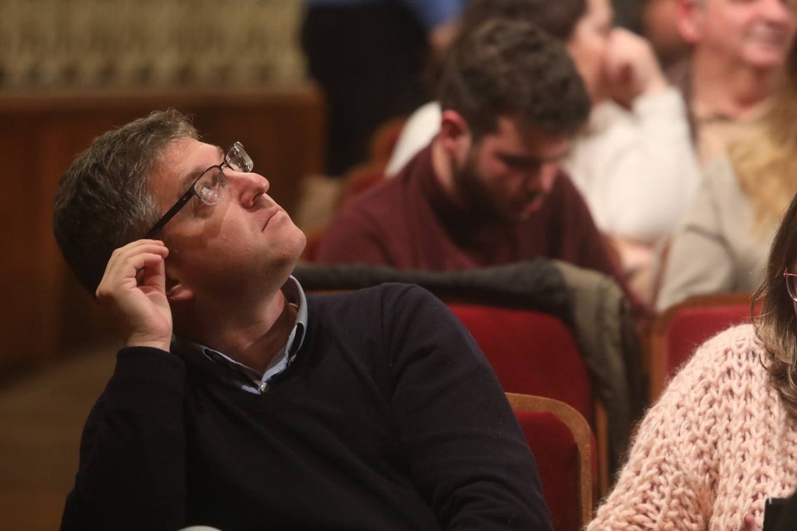 FOTOS: ¿Has ido al COAC este jueves? ¡Búscate en el Falla!