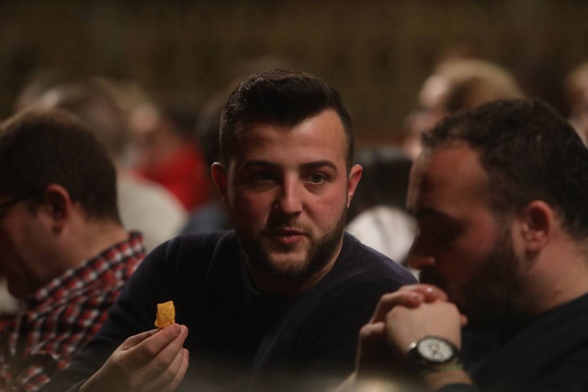 FOTOS: ¿Has ido al COAC este jueves? ¡Búscate en el Falla!