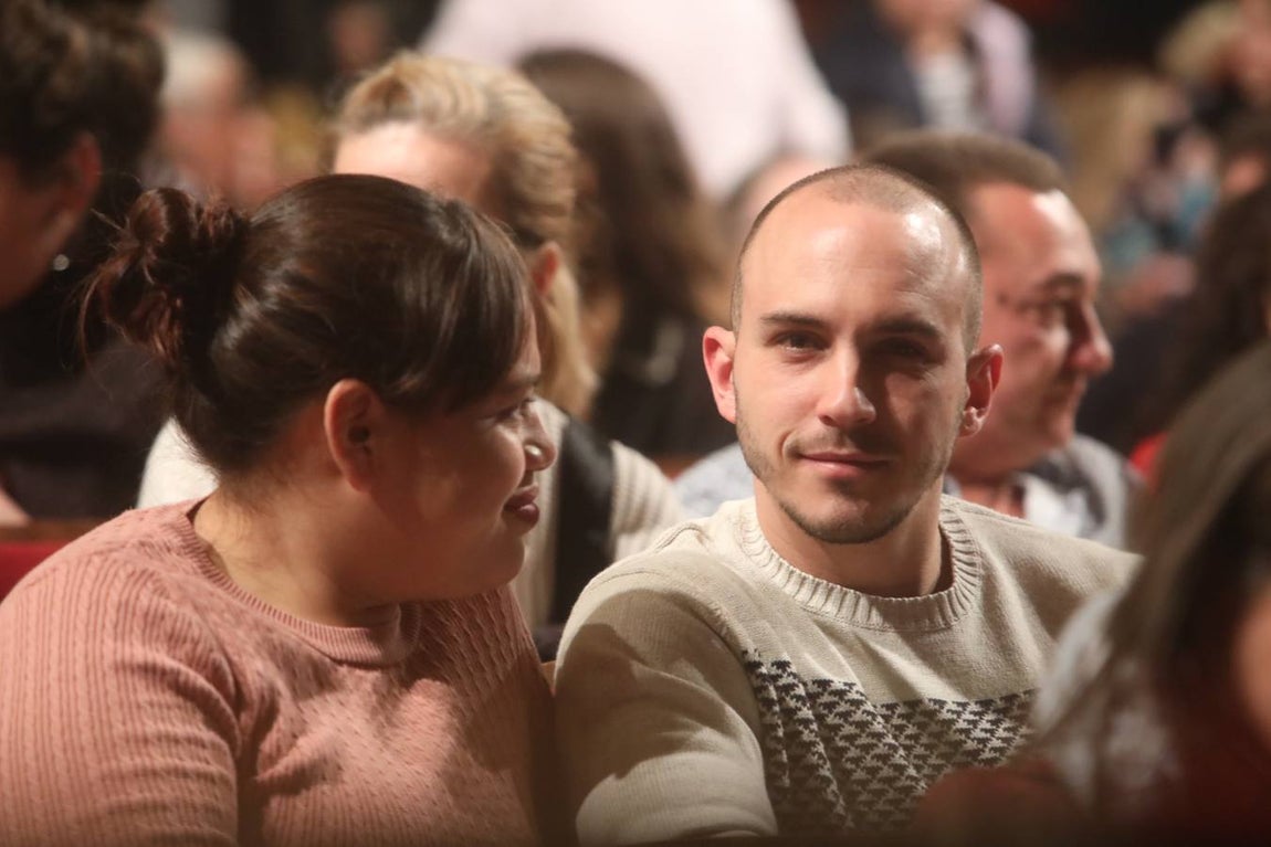 FOTOS: ¿Has ido al COAC este jueves? ¡Búscate en el Falla!