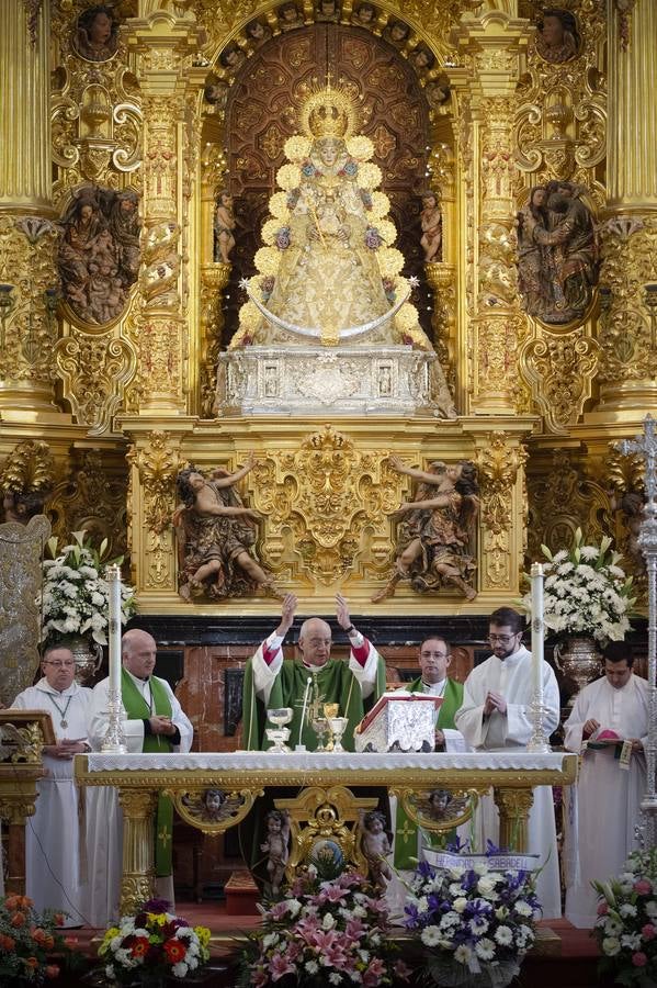 Así ha sido la misa de la Candelaria