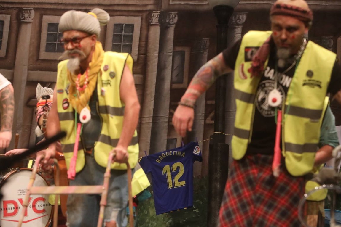 FOTOS: Chirigota Los Yayoflauta en el COAC 2019