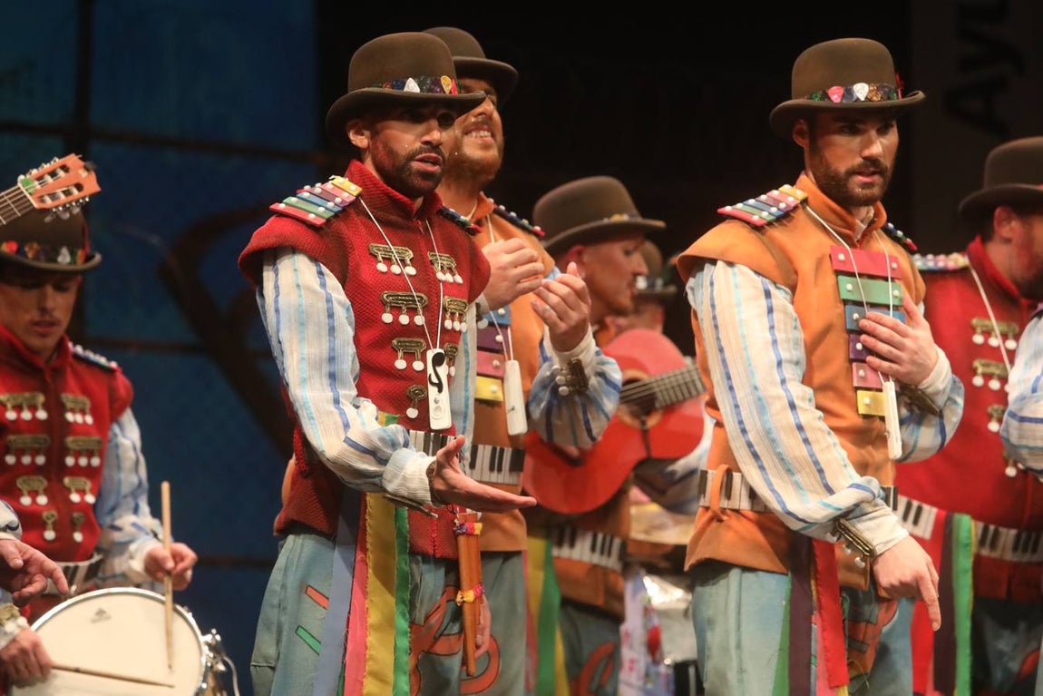 FOTOS: Comparsa Músicos Sin Fronteras en el COAC 2019