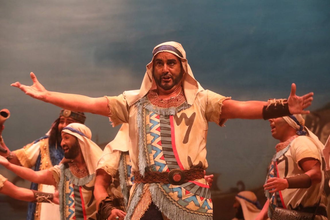 FOTOS: Comparsa La Tierra Prometida en el COAC 2019