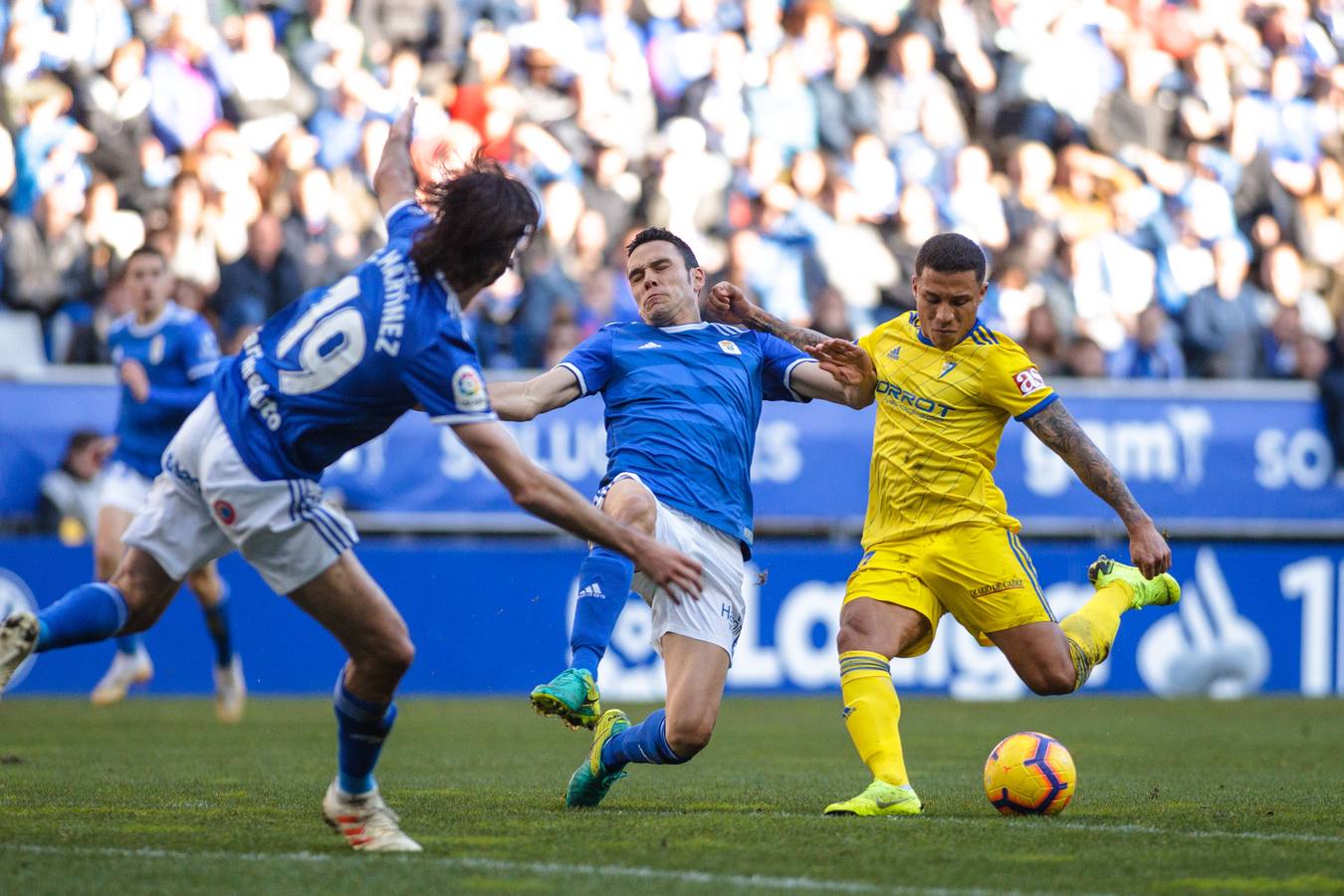 El Oviedo-Cádiz CF (2-1), en imágenes