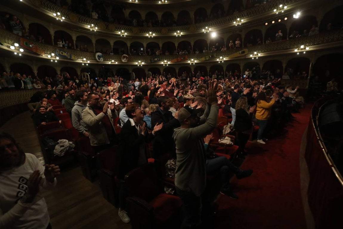 FOTOS: Chirigota Los Morosos en el COAC 2019
