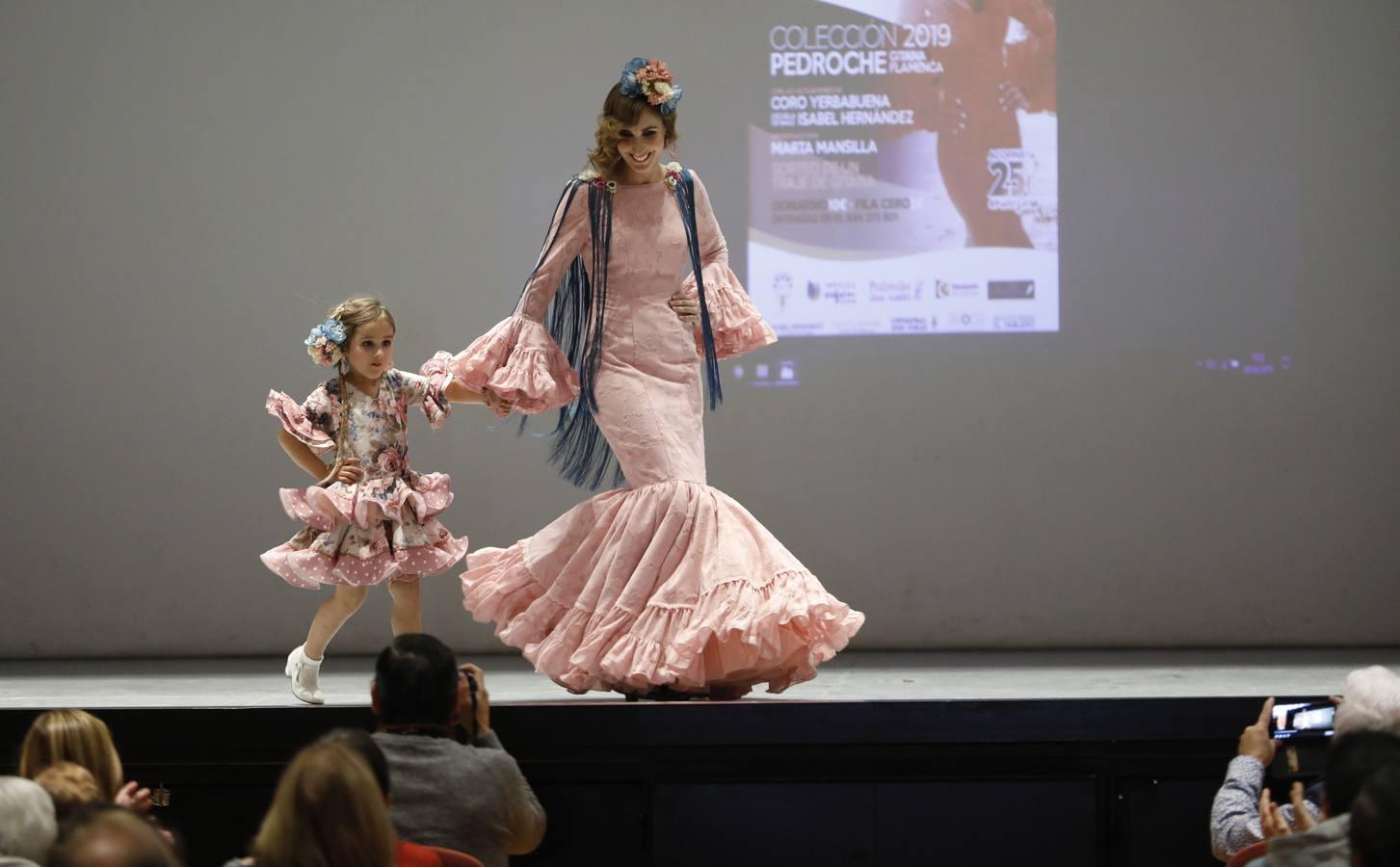 El desfile benéfico de Acopinb de Córdoba, en imágenes