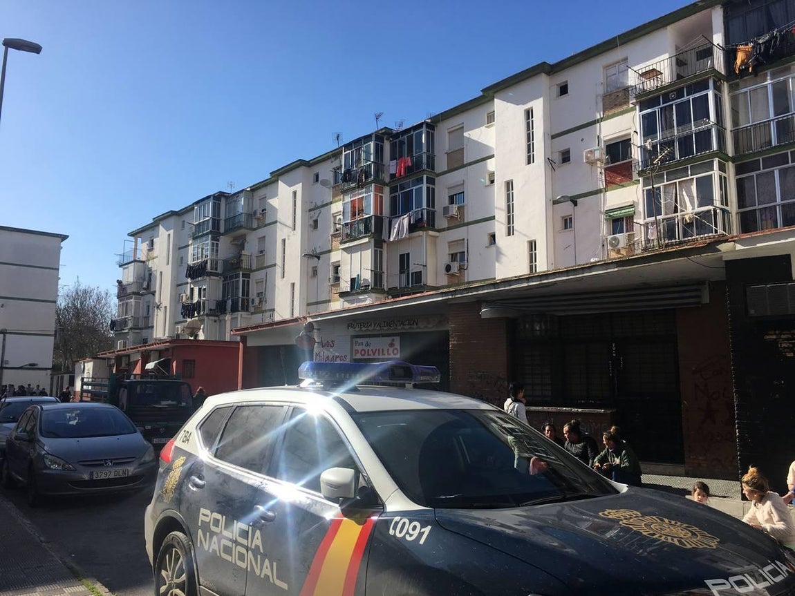 FOTOS: Operación policial antidroga en El Puerto. Incautan marihuana y armas