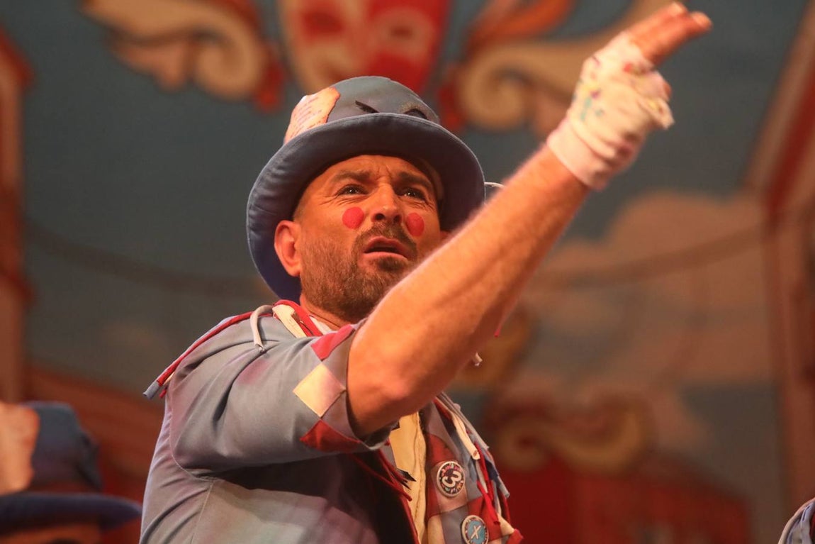 ¿Con qué imágenes del viernes de Concurso del Falla te quedas?