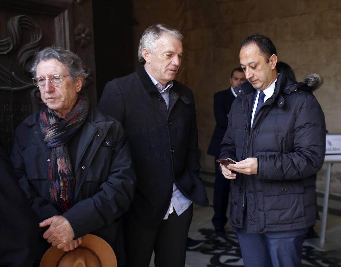 Autoridades, familia y amigos despiden a Távora en Sevilla