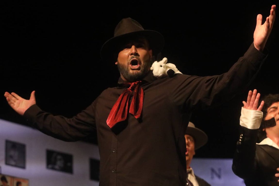 ¿Con qué imágenes del viernes de Concurso del Falla te quedas?