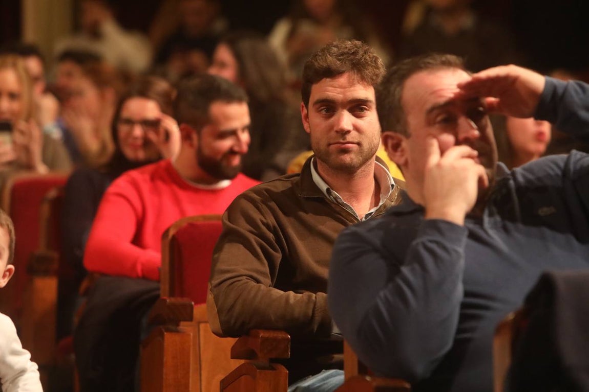 ¿Estás en la sesión de domingo del COAC en el Falla? ¡Búscate!