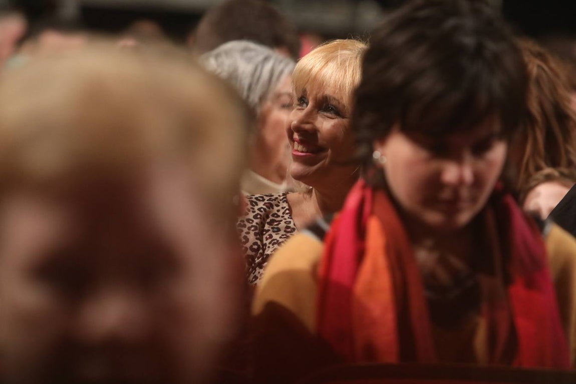 ¿Estás en la sesión de domingo del COAC en el Falla? ¡Búscate!