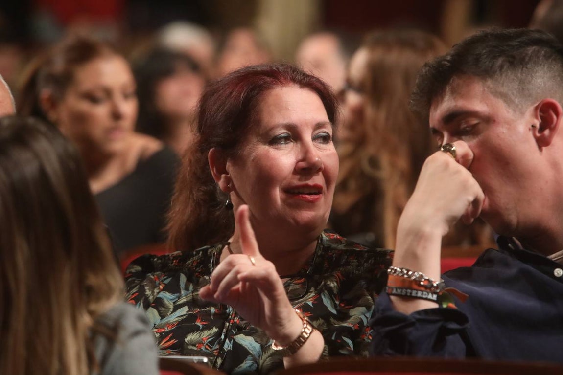 Lunes de COAC en el Falla. ¡Búscate en las fotos!