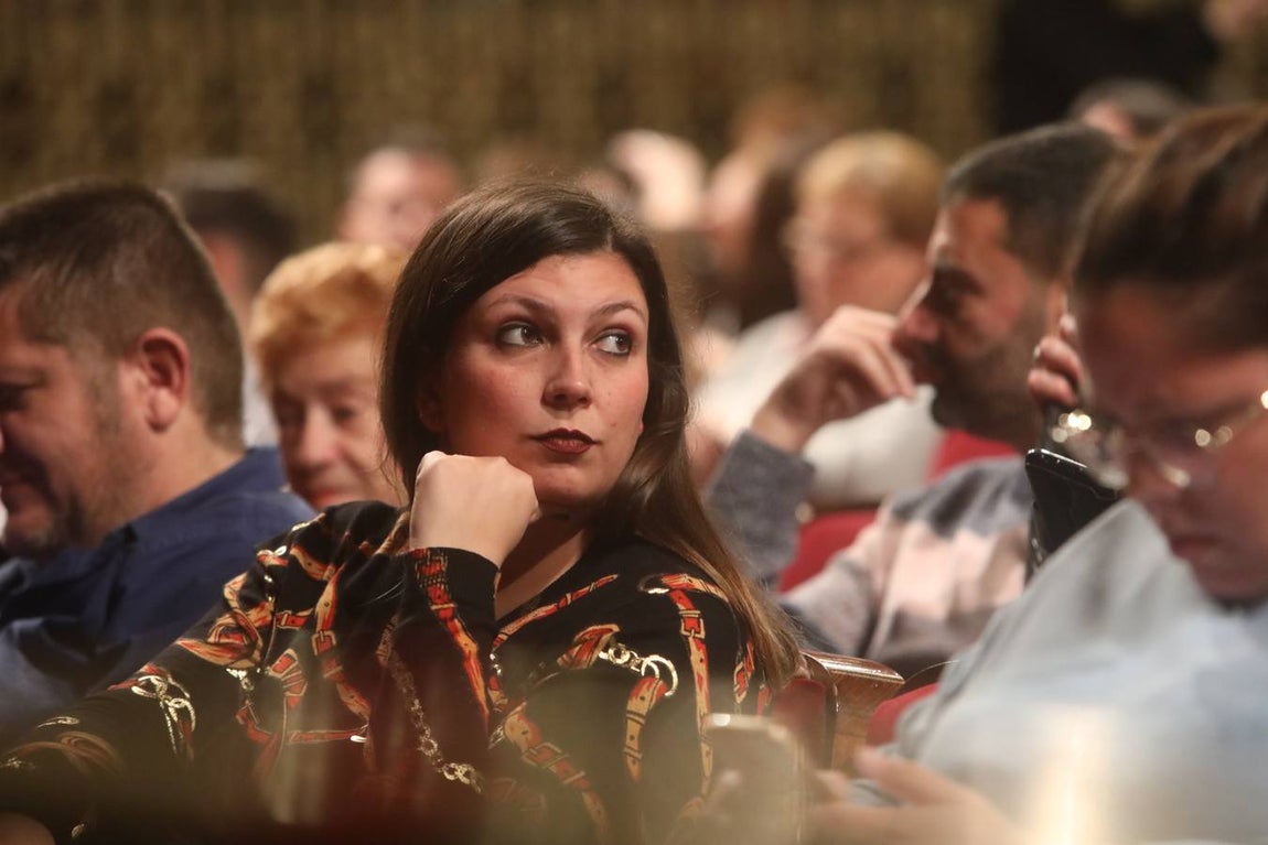 Lunes de COAC en el Falla. ¡Búscate en las fotos!