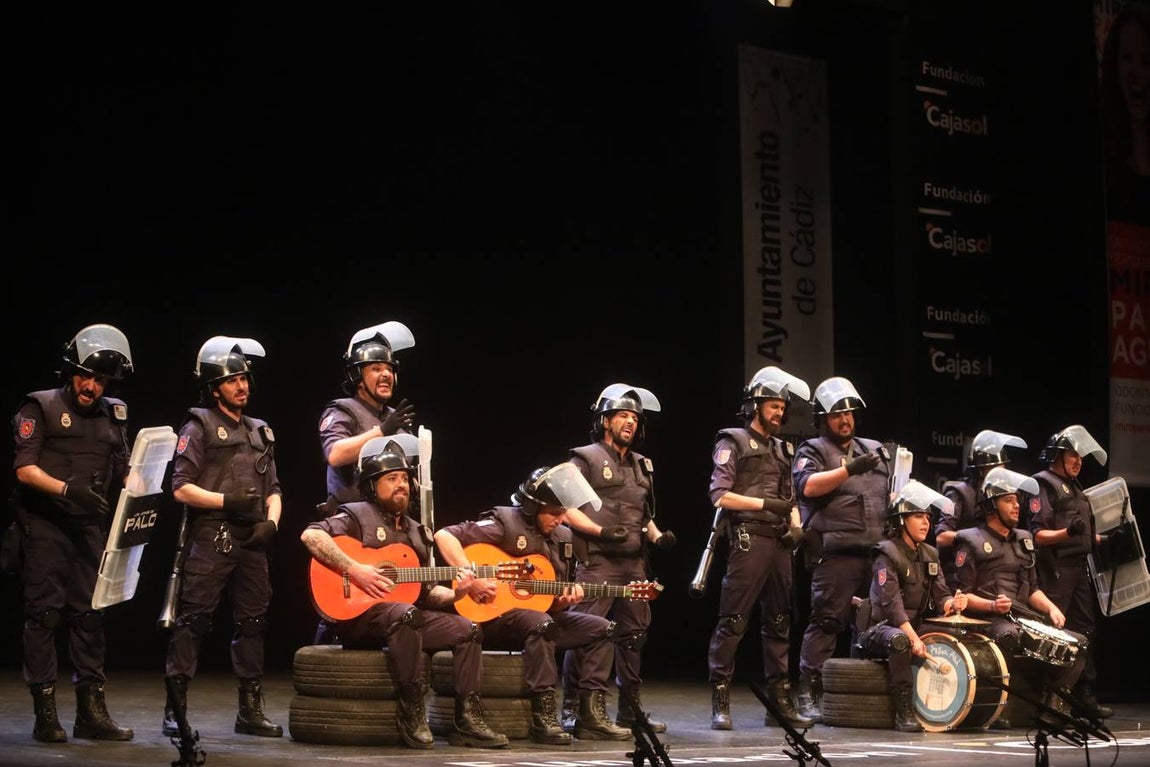 FOTOS: chirigota Los jarabe de palo