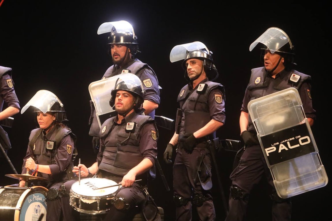 FOTOS: chirigota Los jarabe de palo