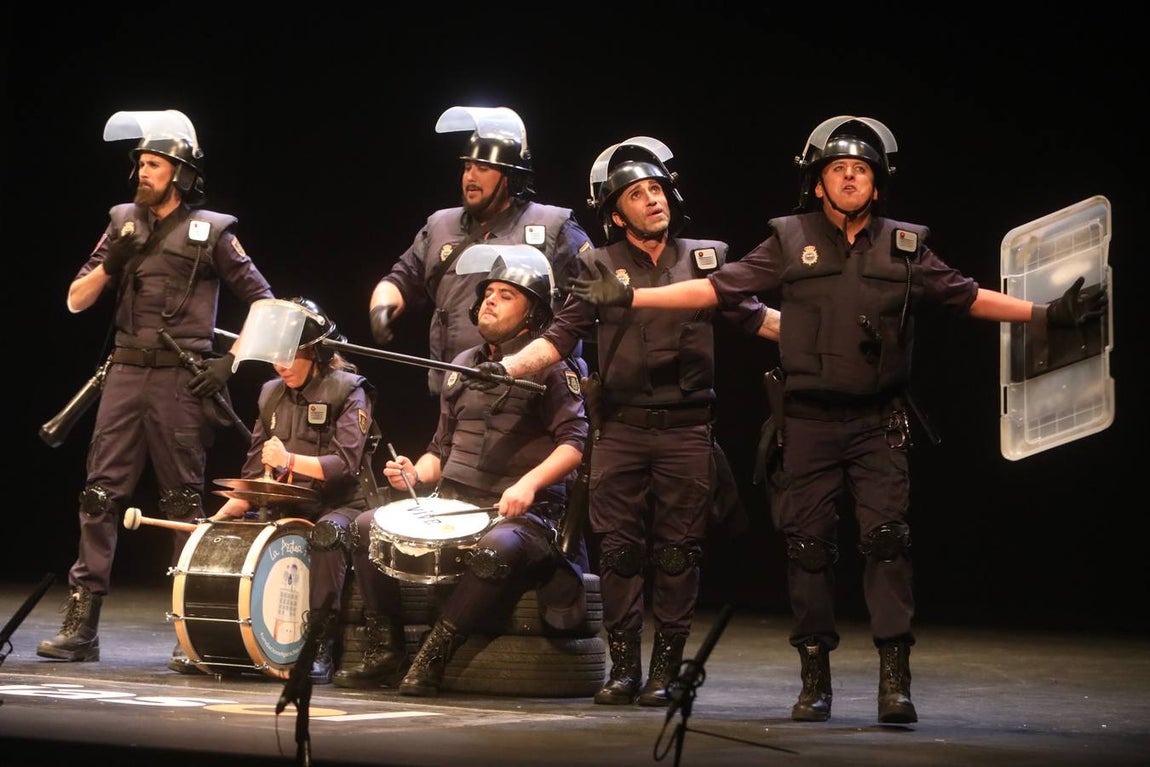 FOTOS: chirigota Los jarabe de palo