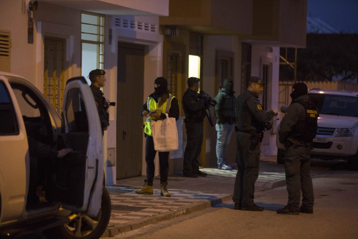 FOTOS: Operación contra el narcotráfico en La Línea