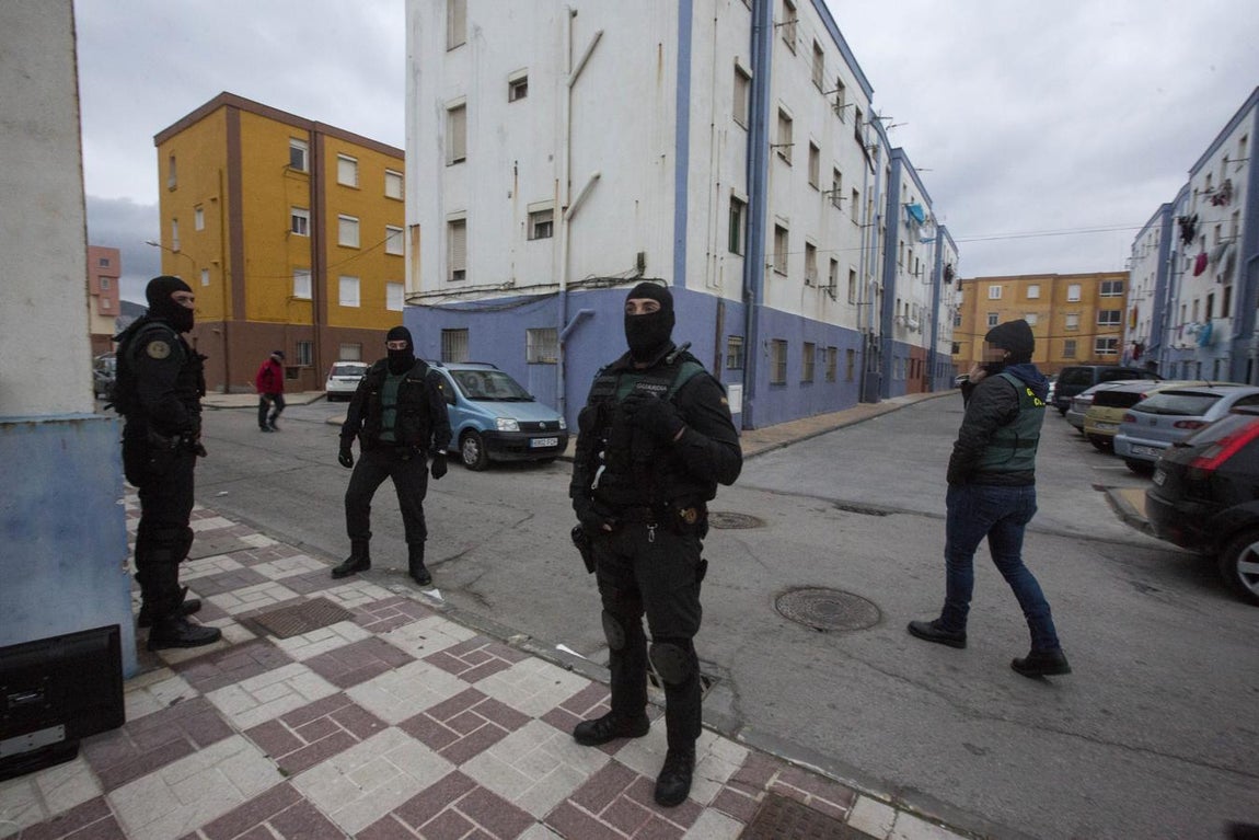 FOTOS: Operación contra el narcotráfico en La Línea