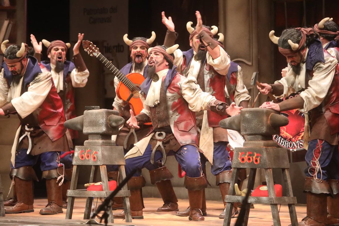 FOTOS: chirigota Los cabronísimos