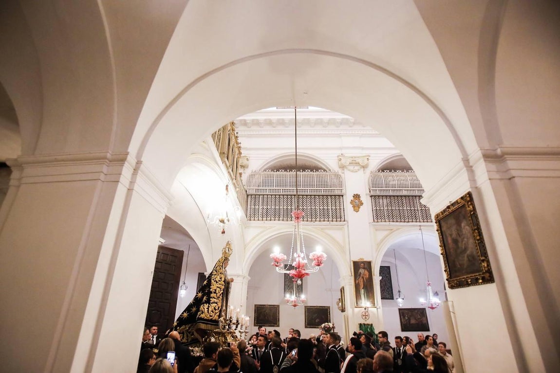 La procesión de la Virgen de Ánimas, en imágenes