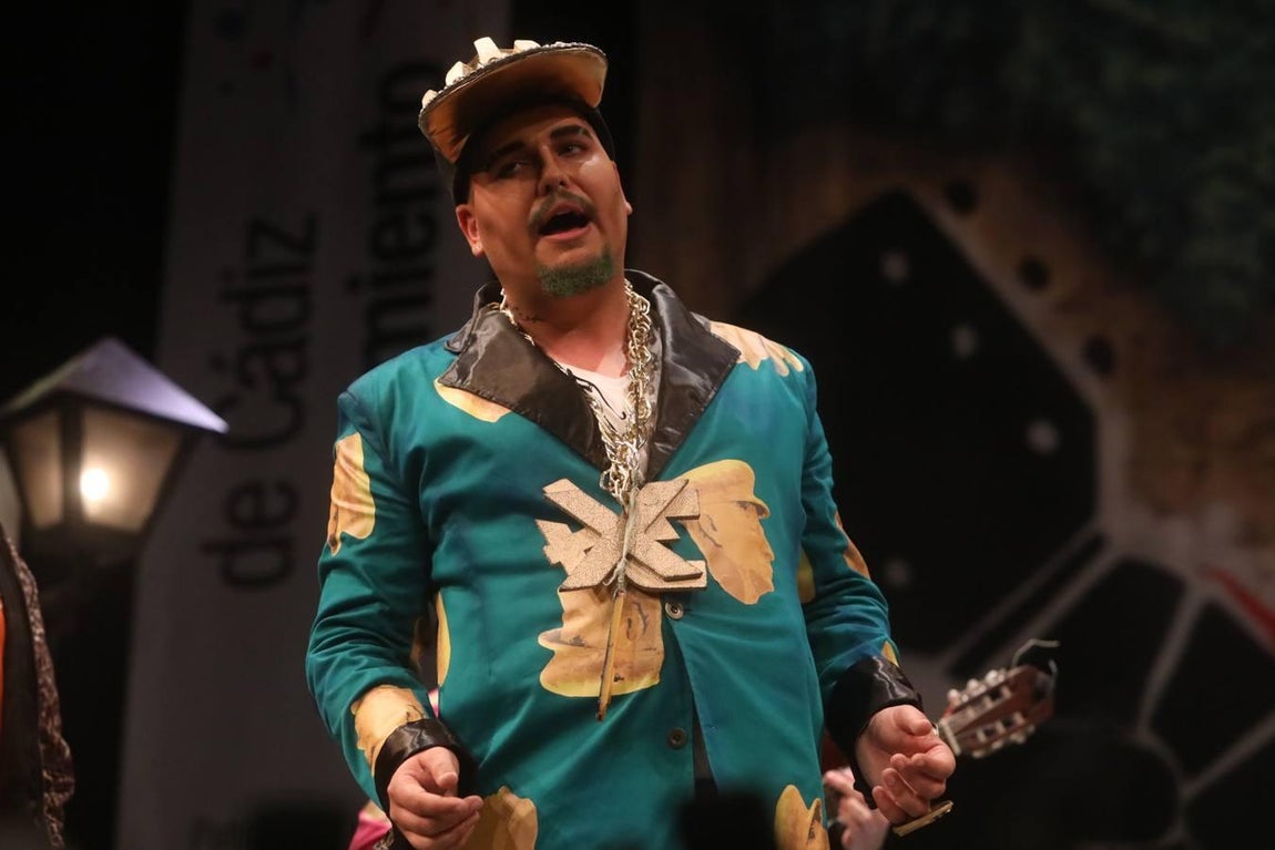 FOTOS: chirigota Daddy Cadi en el COAC 2019