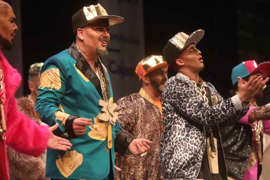 FOTOS: chirigota Daddy Cadi en el COAC 2019