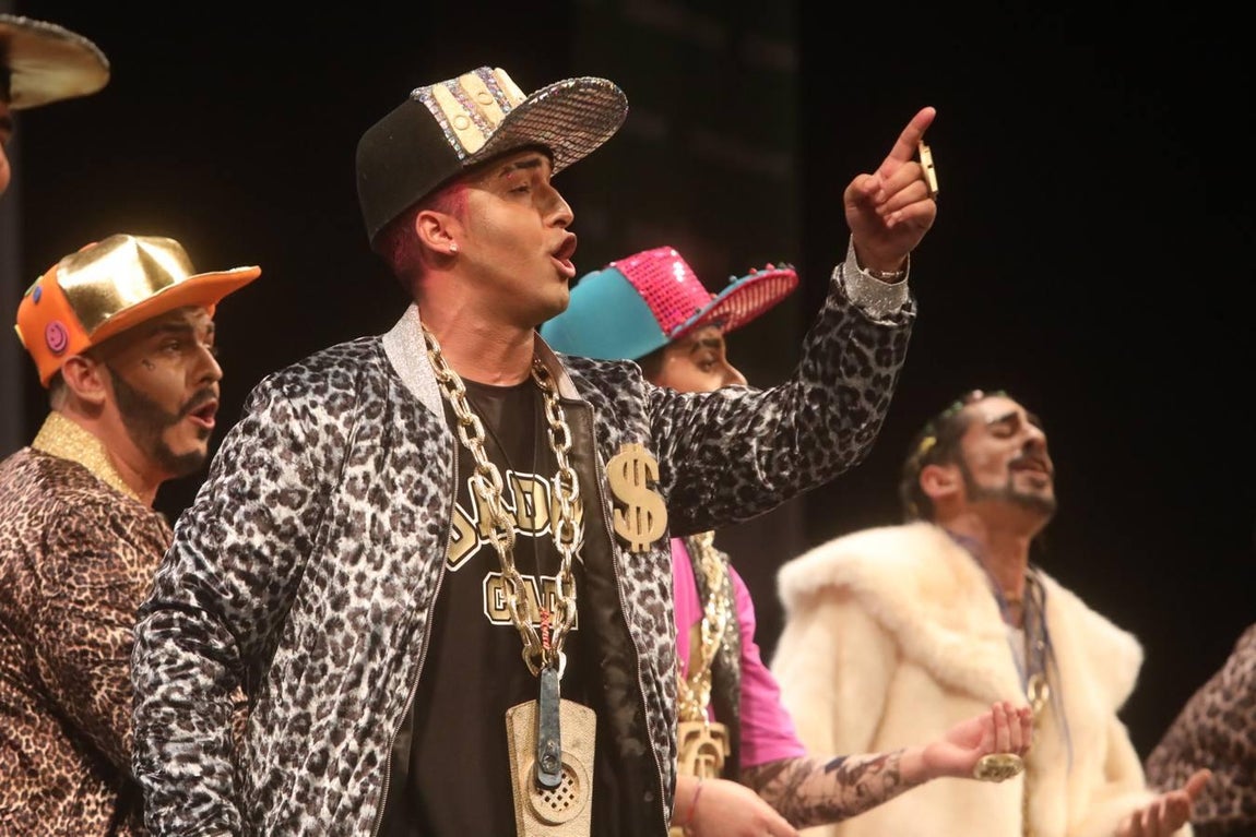 FOTOS: chirigota Daddy Cadi en el COAC 2019