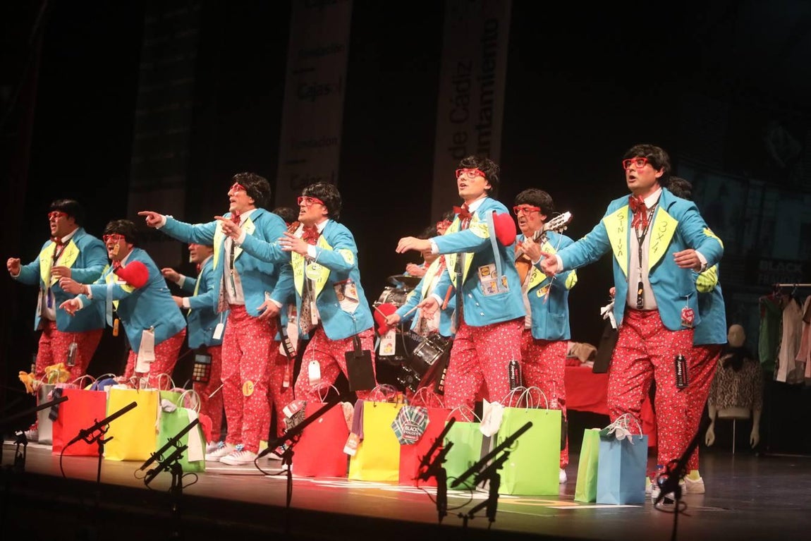 FOTOS: chirigota Los que no se pierden una en el COAC 2019