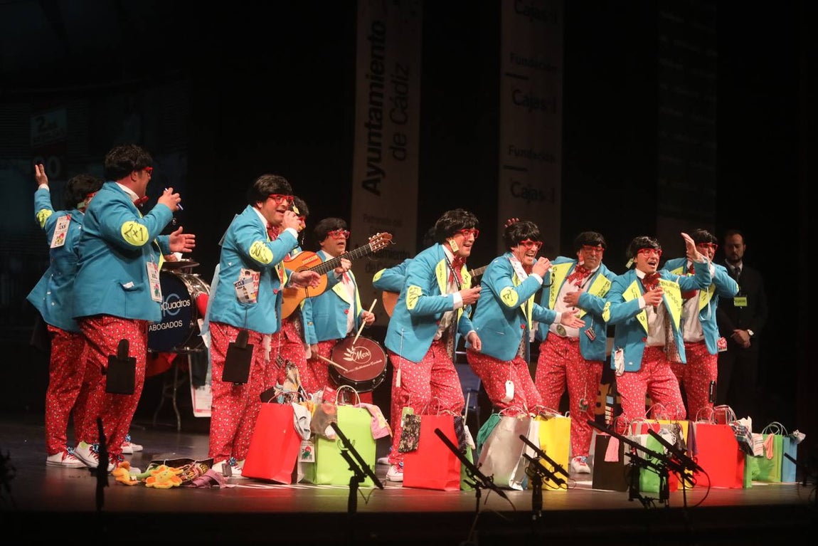 FOTOS: chirigota Los que no se pierden una en el COAC 2019