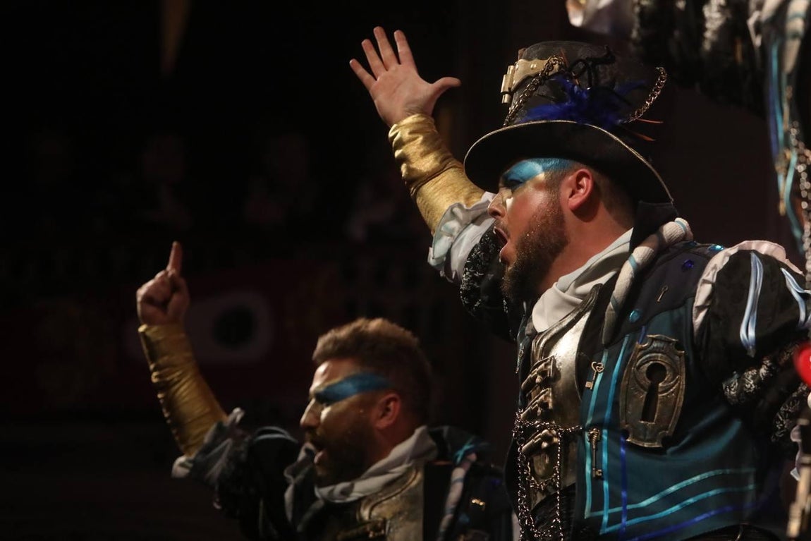 FOTOS: comparsa El cerrojero