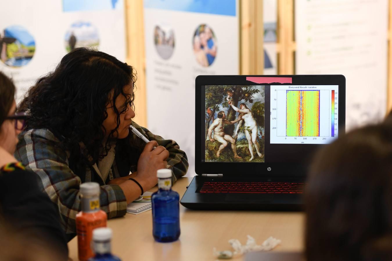 En imágenes, la jornada en Sevilla «Las niñas y la ciencia»