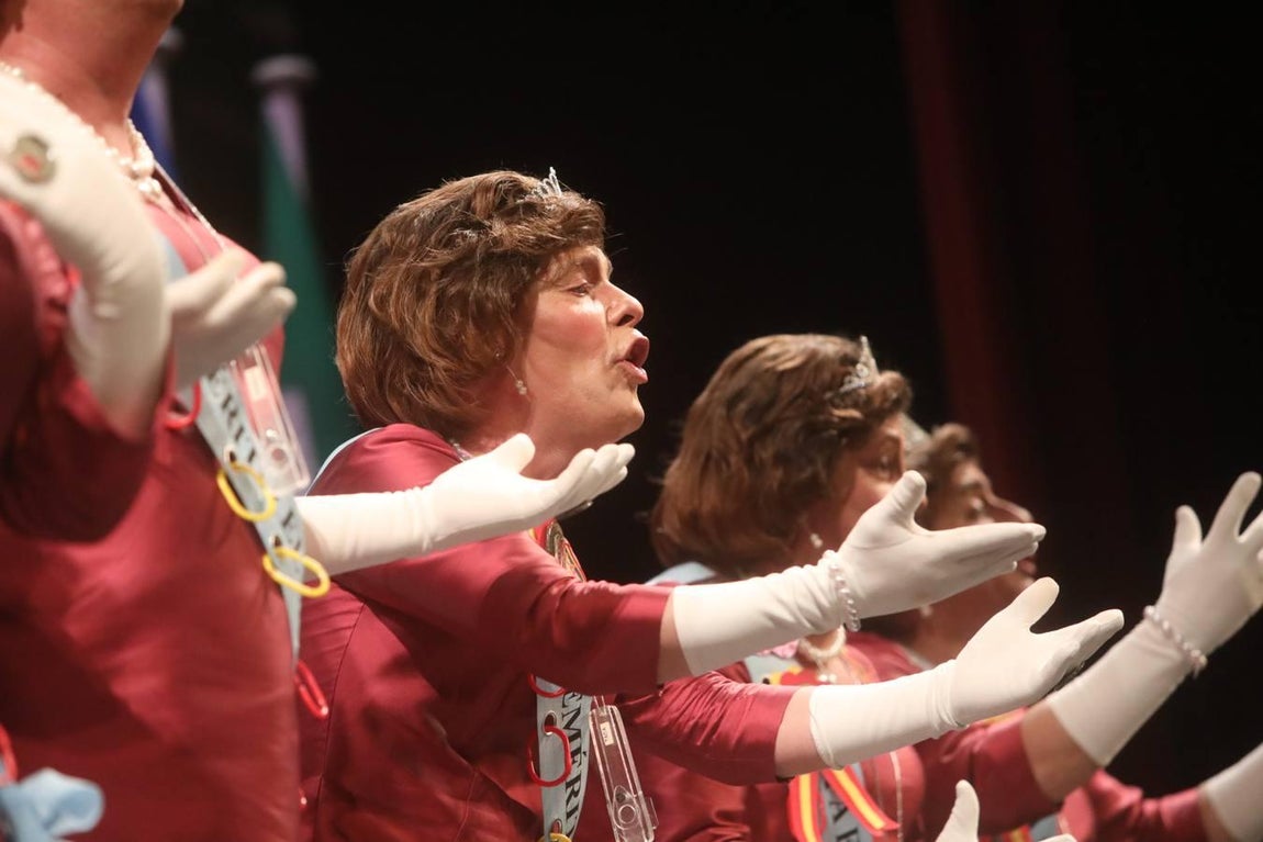 FOTOS: chirigota Este año ya me toca a mí