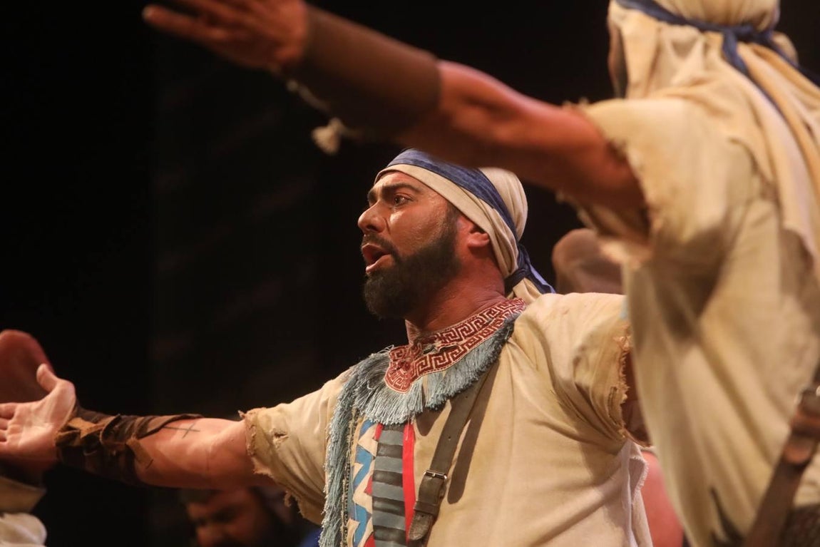 FOTOS: Comparsa La Tierra Prometida en el COAC 2019