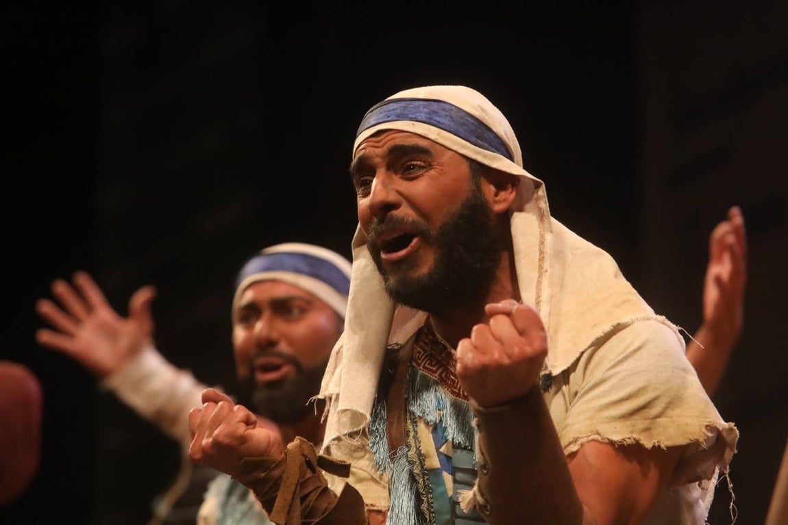 FOTOS: Comparsa La Tierra Prometida en el COAC 2019