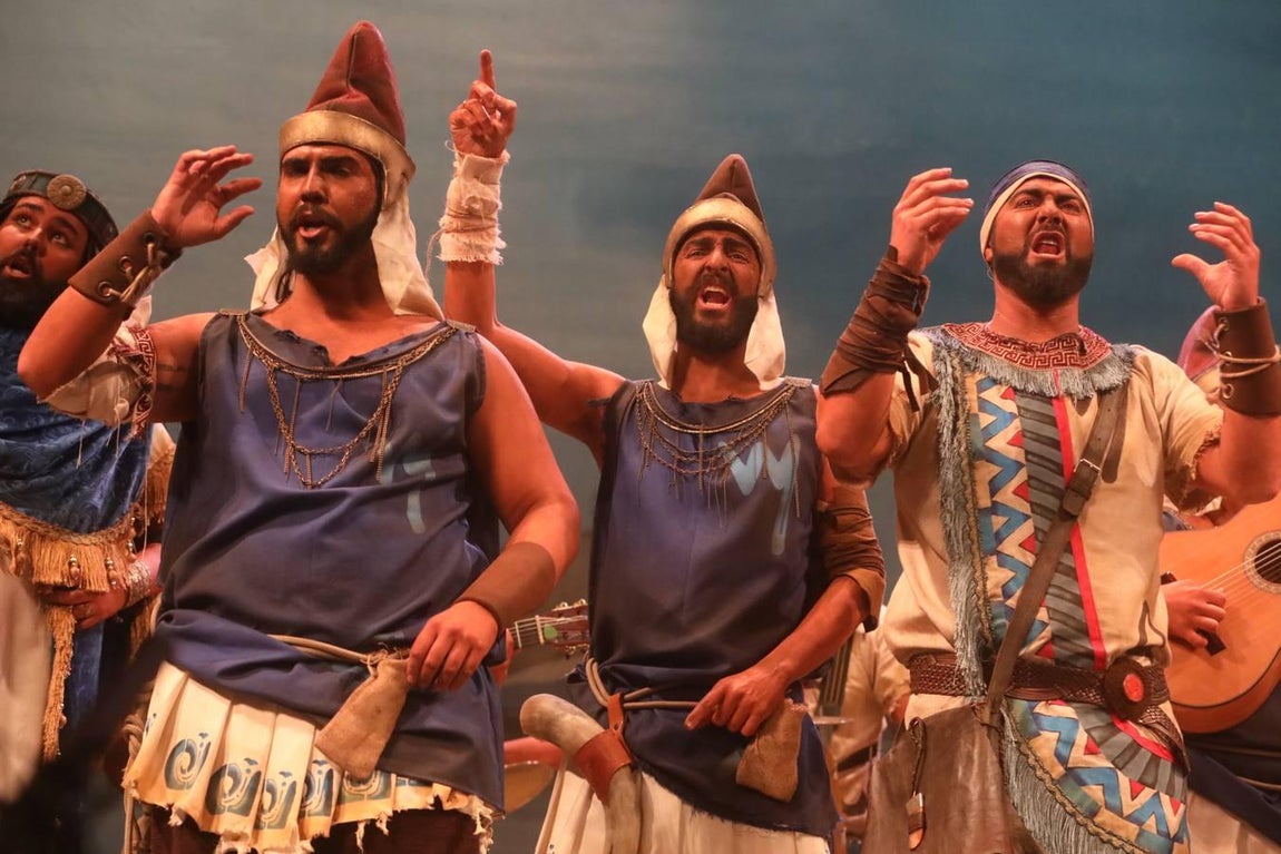 FOTOS: Comparsa La Tierra Prometida en el COAC 2019