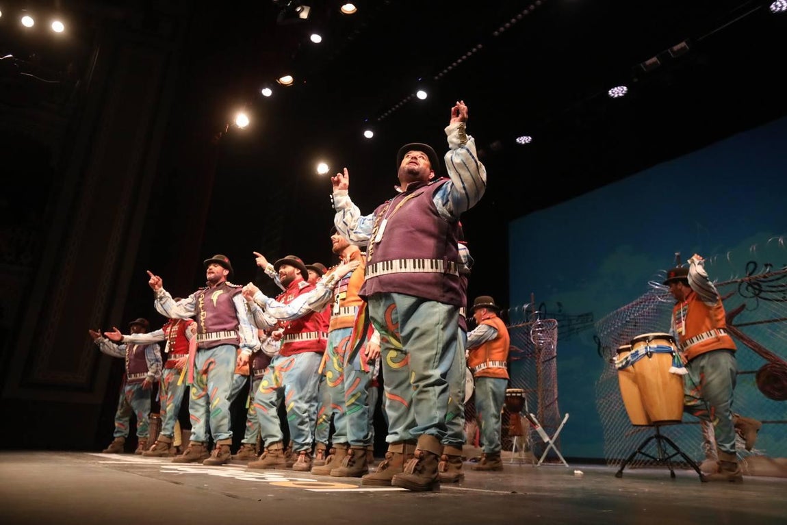 FOTOS: Comparsa Músicos Sin Fronteras en el COAC 2019