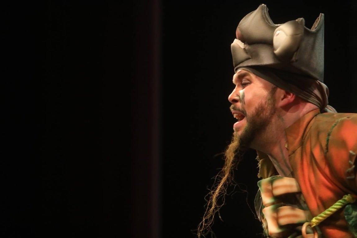 FOTOS: chirigota La maldición de la lapa negra