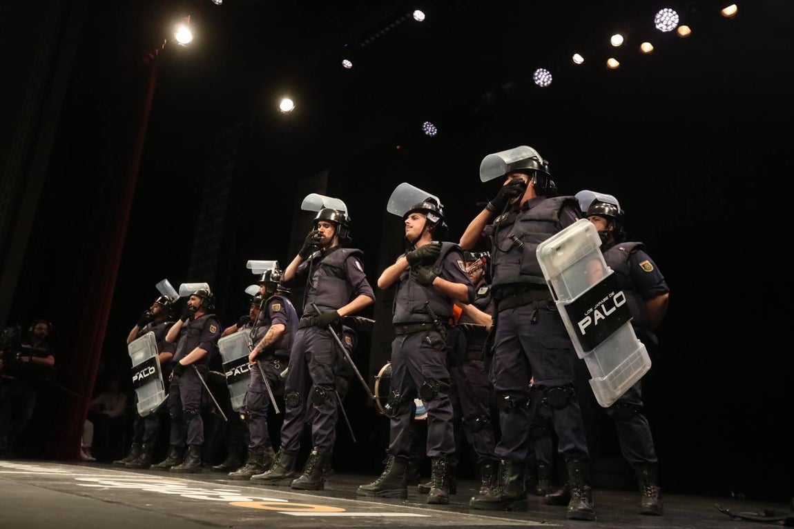 FOTOS: chirigota Los jarabe de palo