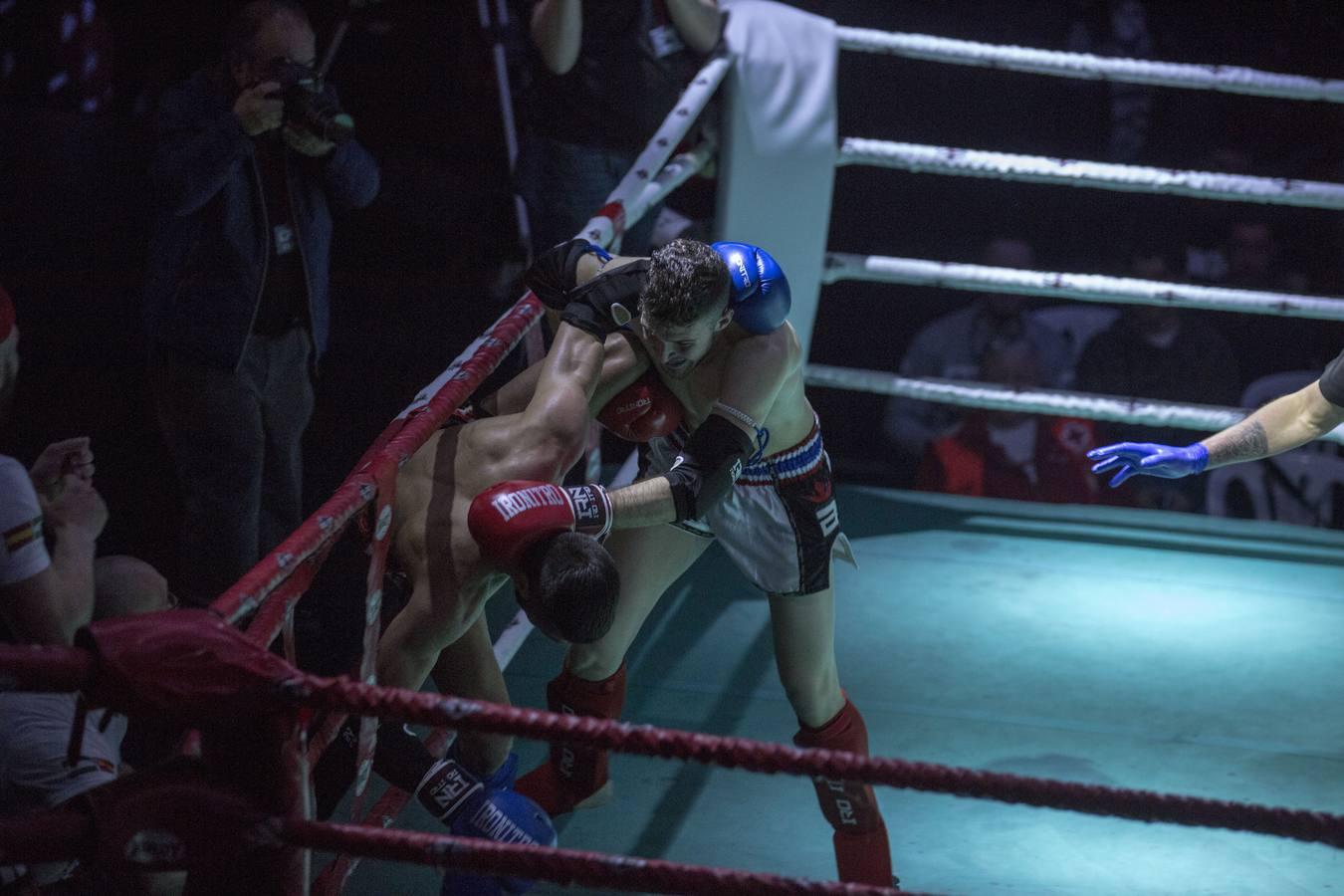 Las espectaculares imágenes del tercer campeonato mundial de muay thai para Carlos Coello