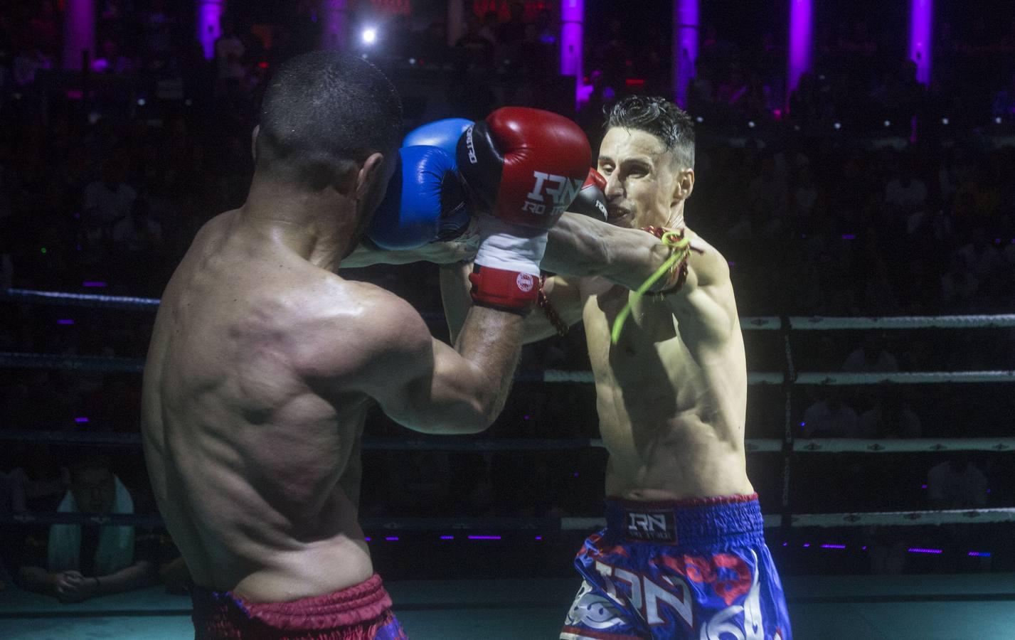 Las espectaculares imágenes del tercer campeonato mundial de muay thai para Carlos Coello