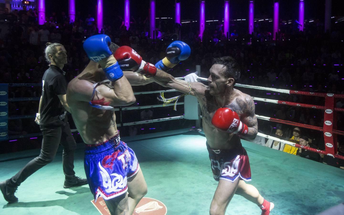 Las espectaculares imágenes del tercer campeonato mundial de muay thai para Carlos Coello