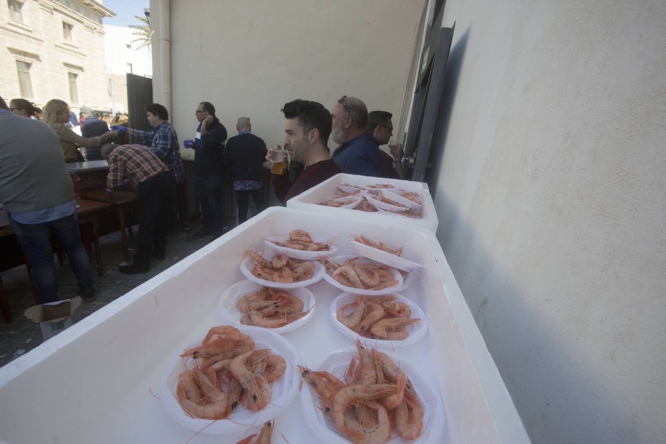 FOTOS: La Gambada de la Peña La tertulia de Doña Frasquita pone sabor al Carnaval de Cádiz