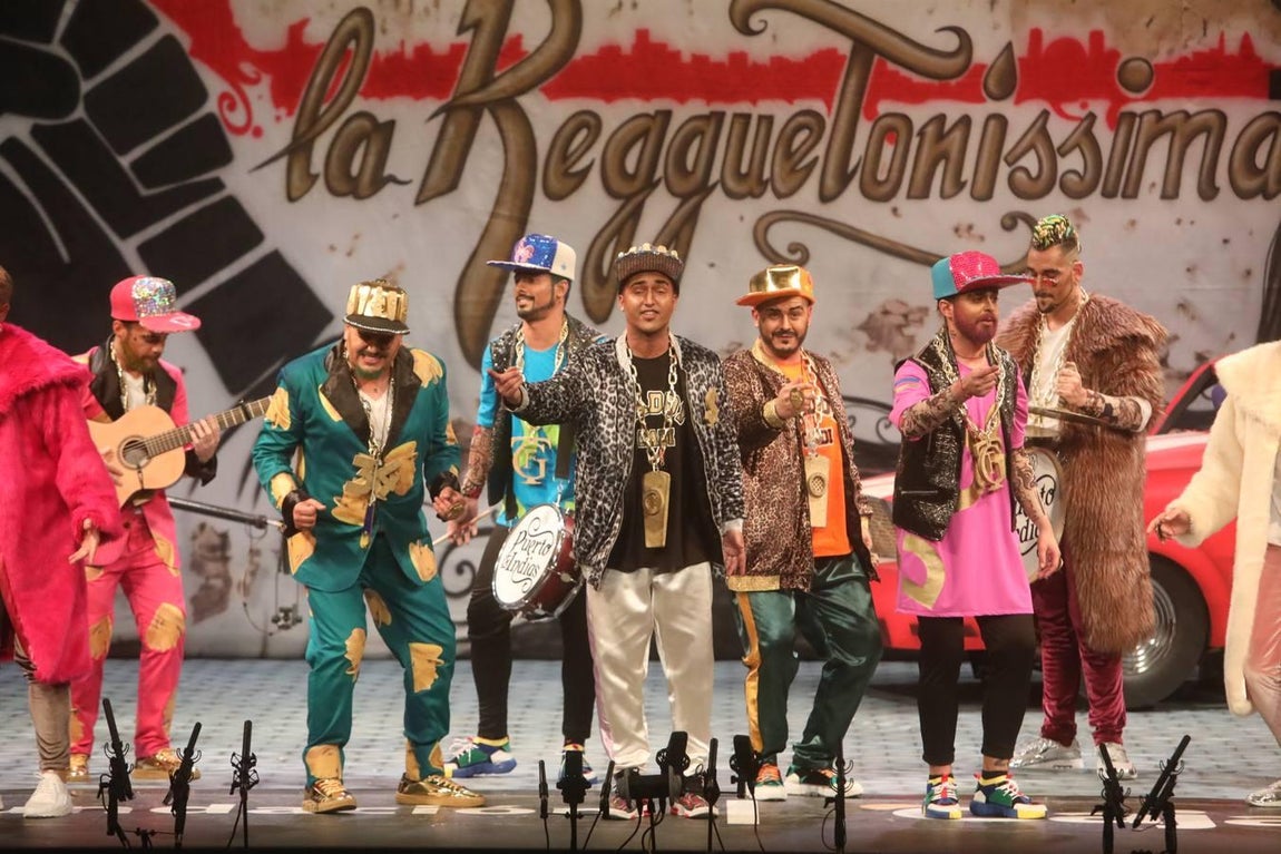 FOTOS: chirigota Daddy Cadi en el COAC 2019