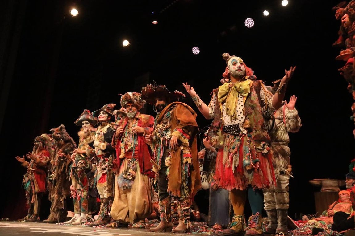 FOTOS: comparsa Los carnívales